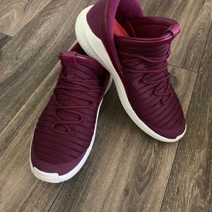 SOLD ❗️ Jordan Air Flight Luxe Size 10